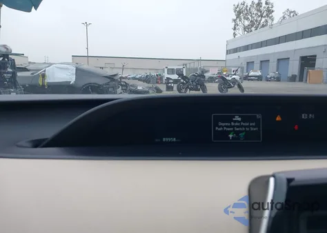 2019 Toyota Prius Le from USA, damaged, VIN JTDKARFU4K3082143